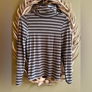 LOFT striped turtle neck with shimmer!